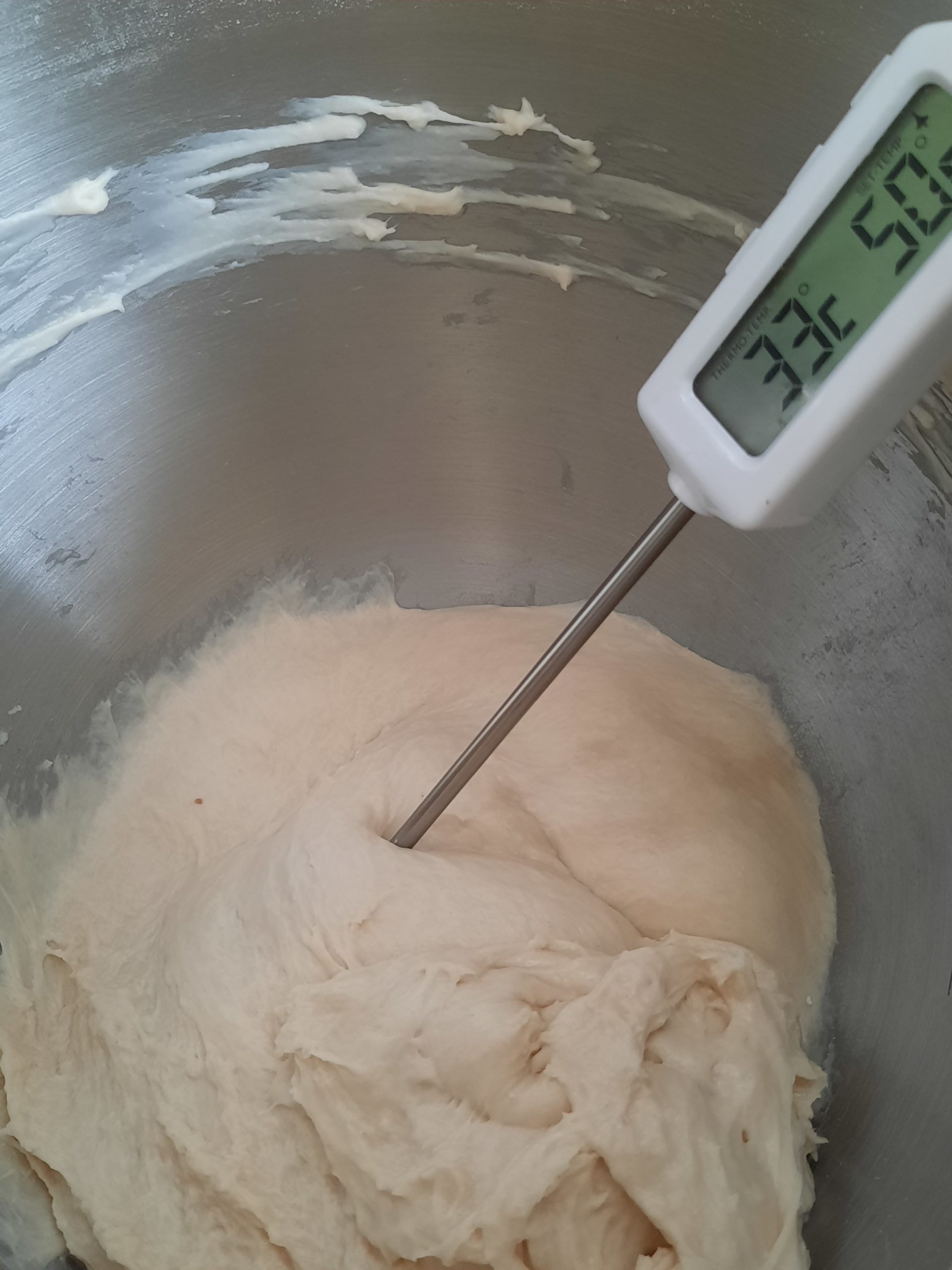 The temperature of the dough after mixing is too high, how to cool down quickly